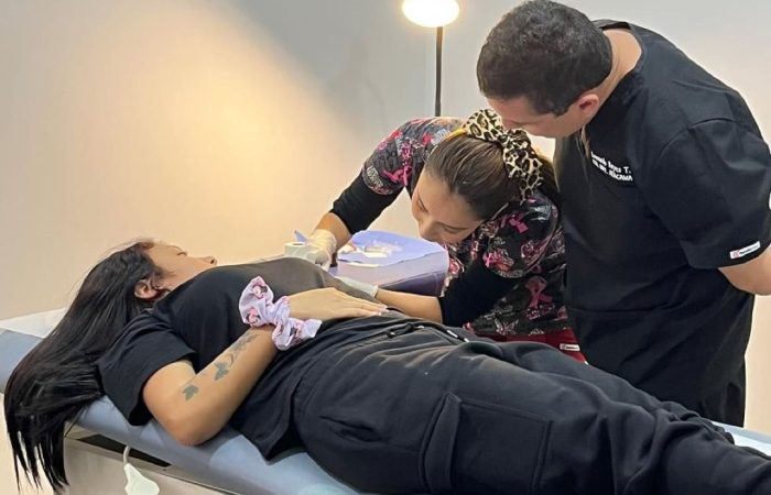 Ciclo de capacitaciones en la técnica de inserción del implante anticonceptivo Implanon, dirigido a matronas y matrones de la red de salud regional
