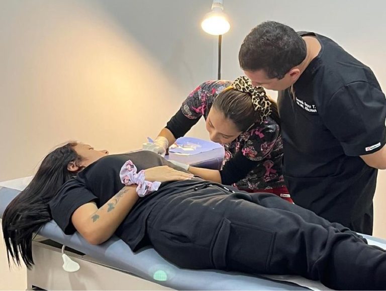 Ciclo de capacitaciones en la técnica de inserción del implante anticonceptivo Implanon, dirigido a matronas y matrones de la red de salud regional